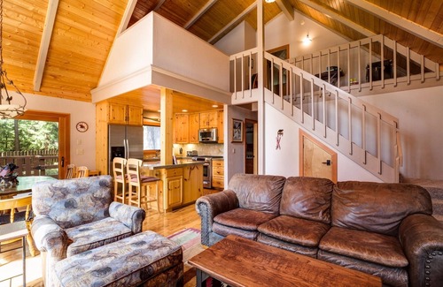 Carnelian Bay Cabin | Rivera Cabin, 5BD/3BA, In-Law Unit