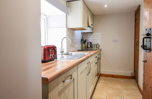 Axminster Cottage | Riverbank
