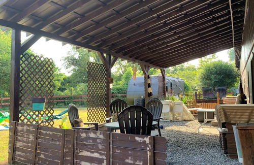 Ellijay House | RiverBarn Retreat in Wonderful Ellijay: Cozy Room with WiFi, Sunroom, & AC