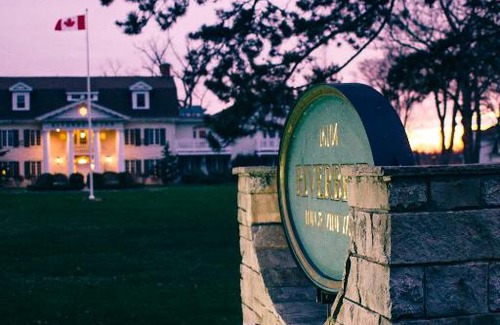 Niagara-on-the-Lake Hotel | Riverbend Inn & Vineyard