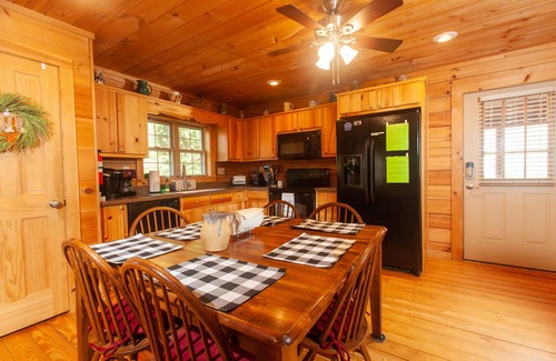 Lake Lure Cabin | Riverbend Subdivision 140 Bunting Lane