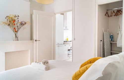 De Weteringschans House | Riverbridge Suite - Historic Center Canal District