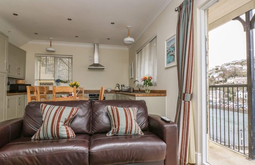 West Looe Cottage | RIVERCREST, family friendly, with a garden in Looe