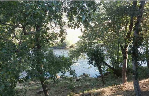 Gold Hill House | Riverfront 2-Story House Overlooking Rogue River