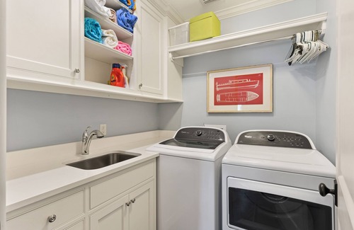 Sea Island House | Riverfront 3 Bd, 4 Bath, Renov. Sea Island Home, 2 Blks to Cloister, Beach Club