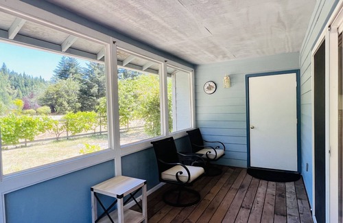 Gasquet House | Riverfront 3 bed/2 bath home, relaxing and peaceful, new furnishings and paint