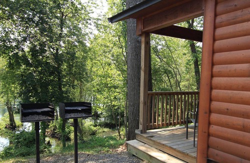 Swinging Bridge Village Cabin | Riverfront Cabin, perfect for a family vacation