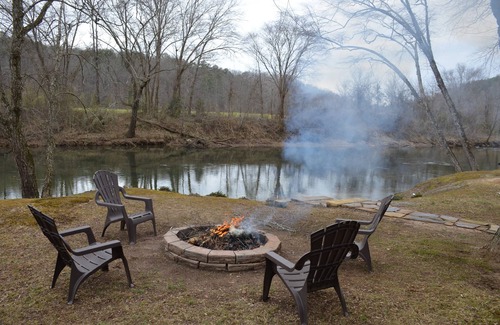 Mineral Bluff House | Riverfront cabin located steps from the beautiful Toccoa River w/hot tub