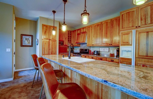 Old Town Condo | Riverfront Condo with Amazing Ski Slope Views overlooking the Fraser River!