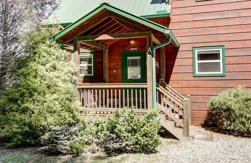 Suches House | Riverfront duplex w/ mountain view, deck, private hot tub, games loft & WiFi