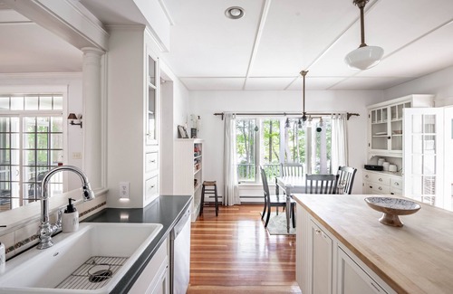 Kennebunkport House | Riverfront Home w/Private Dock, Kayaks, Close To Dock Square! Dogs Allowed!
