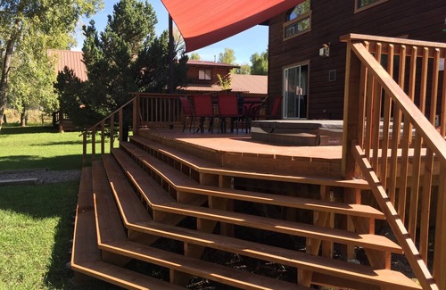 San Juan River Village House | Riverfront Home With Hot Tub - Vacation On The San Juan. Near Wolf Creek!