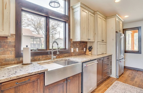 Wabasha House | Riverfront Home w/Yard Games in Wabasha!
