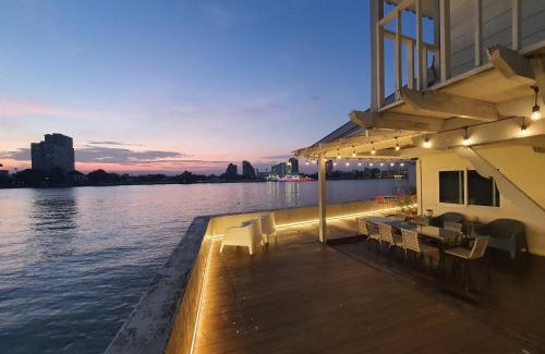 Wachira Phayaban House | Riverfront house/Chao phraya river/Baan Rimphraya