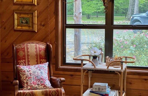 Cotter House | Riverfront House, Sleeps 10, at Wildcat Shoals Boat Ramp, Excellent Bank Fishing