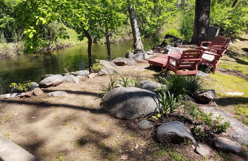 Kaweah House | Riverfront North Fork Kaweah - 1500 Ft of your own river!