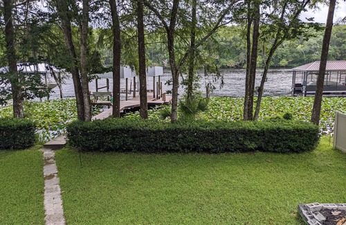 Chiefland House | Riverfront Otter House with boat dock. 10 mins from springs, 20 from Cedar Key