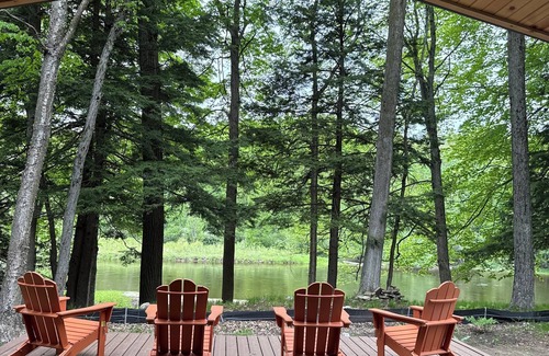Grant House | Riverfront Serenity, Rustic Charm and World Class Fishing on the Muskegon River.