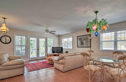 Yankeetown House | Riverfront Yankeetown Getaway w/ Boat Dock!