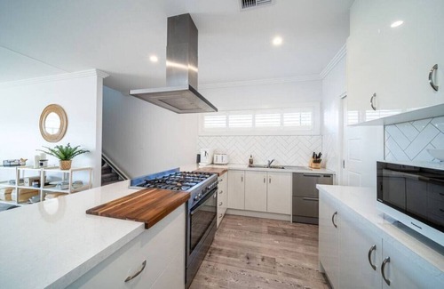 Riverglades House | ★Riverglades View★RIVERFRONT✔︎WiFi✔︎4BR✔︎Family✔︎