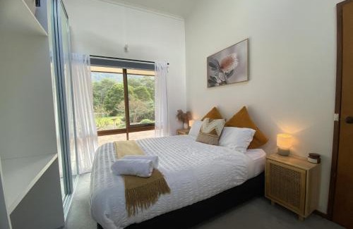 East Warburton House | Riverlin Estate