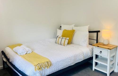 East Warburton House | Riverlin Estate