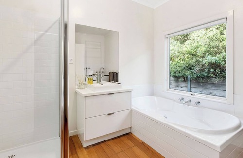 Johanna Cottage | Rivernook Cottage - Johanna