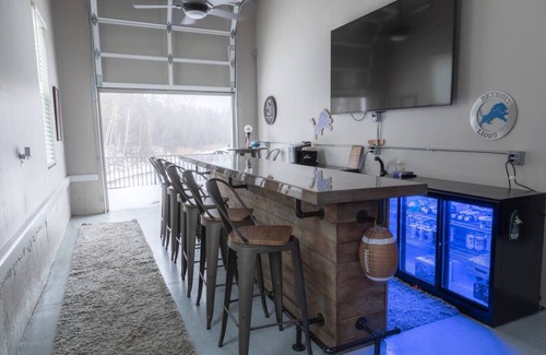 Caseville Apartment | River’s Bend Sanctuary- WALK to Beach & Downtown