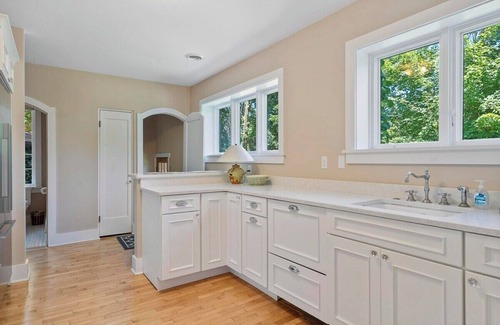 Boyne City House | Riversbye: Historical: 3 ensuite bedrooms: Kayaks