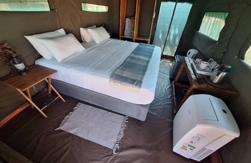 Shakawe House | RiverScape Inn Tented Guest House