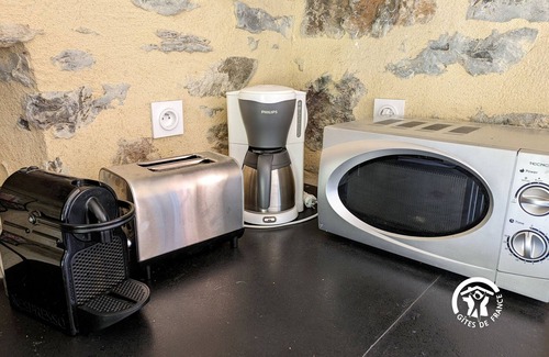 Saint-Georges-sur-Erve Cottage | Riverside Cottage with Fireplace, Fishing & Nature Trails - Sleeps 4