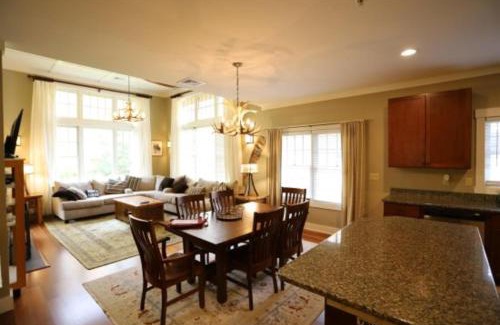 Lincoln House | Riverside 1H, L