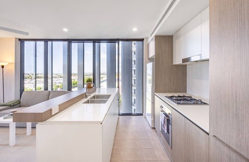 Eagle Farm Apartment | Riverside 2BR apt w/ rooftoppool