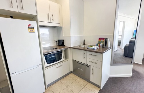 Brisbane Central Business District Apartment | Riverside Apartment in Central Brisbane