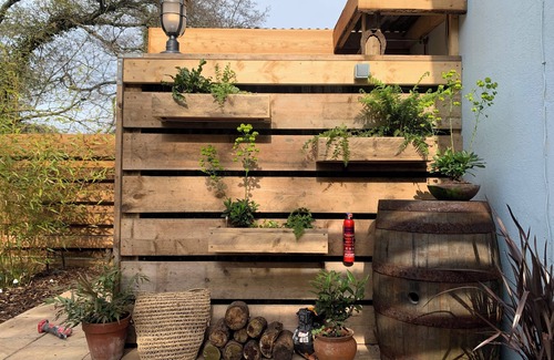 Itteringham Apartment | Riverside Apartment with Private Sauna