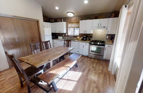 Red River Cabin | Riverside Cabin - In Town - New Property - Pet Friendly