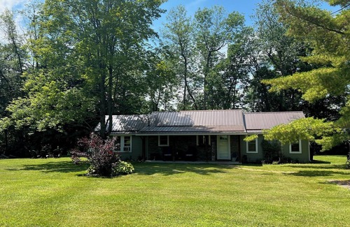 Chase Mills Cabin | Riverside cabin with excellent kayaking and fishing