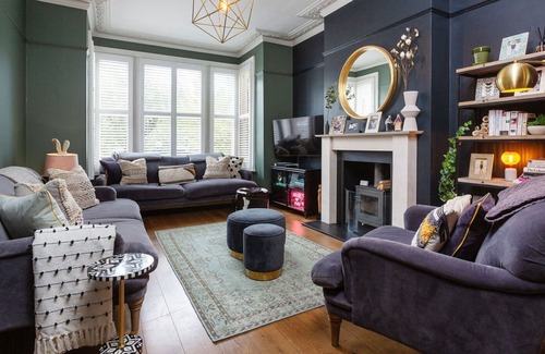 Chiswick Riverside House | Riverside Charm, by Veeve