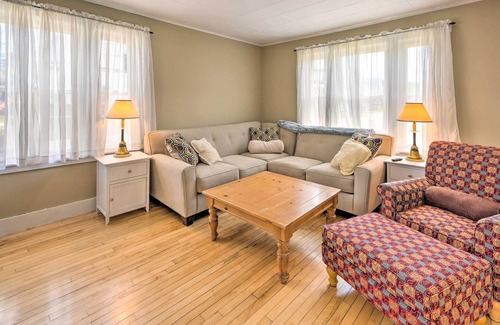 Colebrook Apartment | Riverside Colebrook Apt - Walk to Main Street