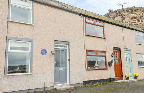 Conwy Cottage | RIVERSIDE COTTAGE, pet friendly, country holiday cottage in Conwy