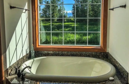 Four Corners House | Riverside Elegance: Luxurious Gallatin River Home!