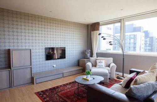 North West Apartment | Riverside Flat with Stunning Views