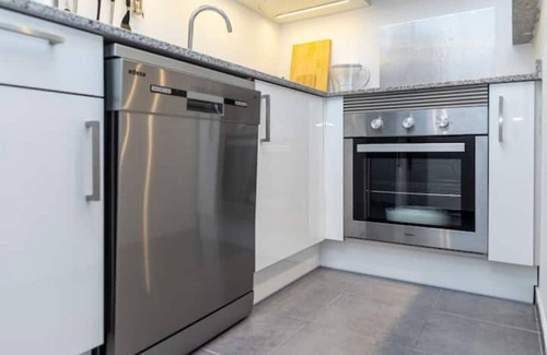 Ransol Apartment | Riverside Gem: Refurbished by Ski Lift & Parking