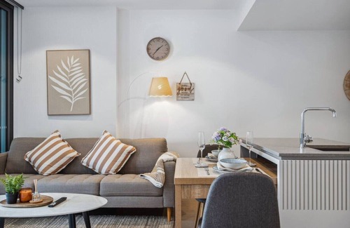 Brisbane Central Business District Apartment | Riverside Getaway | BNE Casino Escape Comfort Stay
