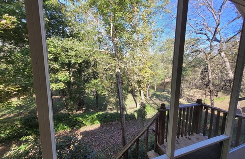 Shelbyville House | Riverside Getaway - Enjoy Quiet Life Right on the Duck River