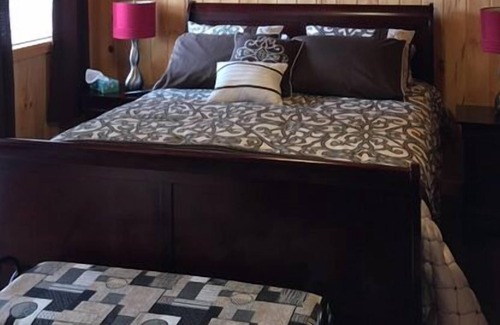Mount Carmel-Mitchells Brook-St. Catherines House | Riverside Haven- Just 50 minutes from St. John's Airport.