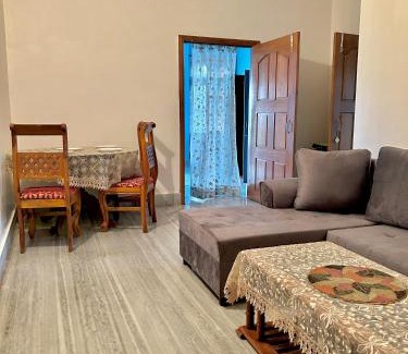 Sualkuchi Apartment | Riverside Homestay