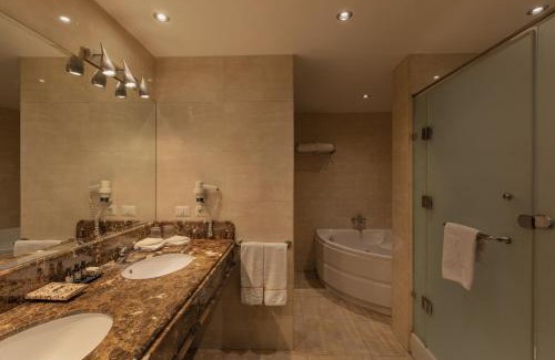 Zamalek Hotel | Riverside Hotel