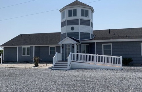 Fishing Creek House | Riverside Lodge Bed & Breakfast on the Honga River UNIT E