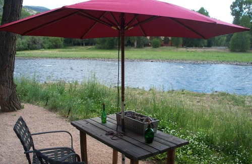 South Fork Cabin | Riverside Meadows Guest Cabin on Rio Grande Free Kayaking and Rafting